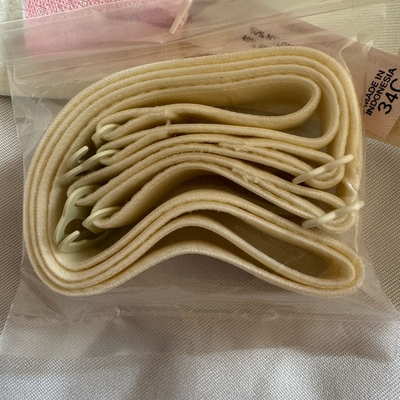 Victoria’s Secret The Miracle Bra 34C | Ivory, Strapless, Underwire, Push-up VTG - Picture 5 of 7